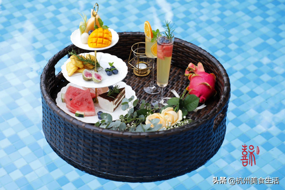 鏃犺竟娉虫睜澶忓ぉ,浠侀噷蹇冩硦鑾共姘戝