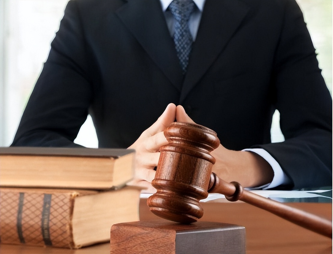 公司举报离职员工受贿,员工举报单位违法被开除