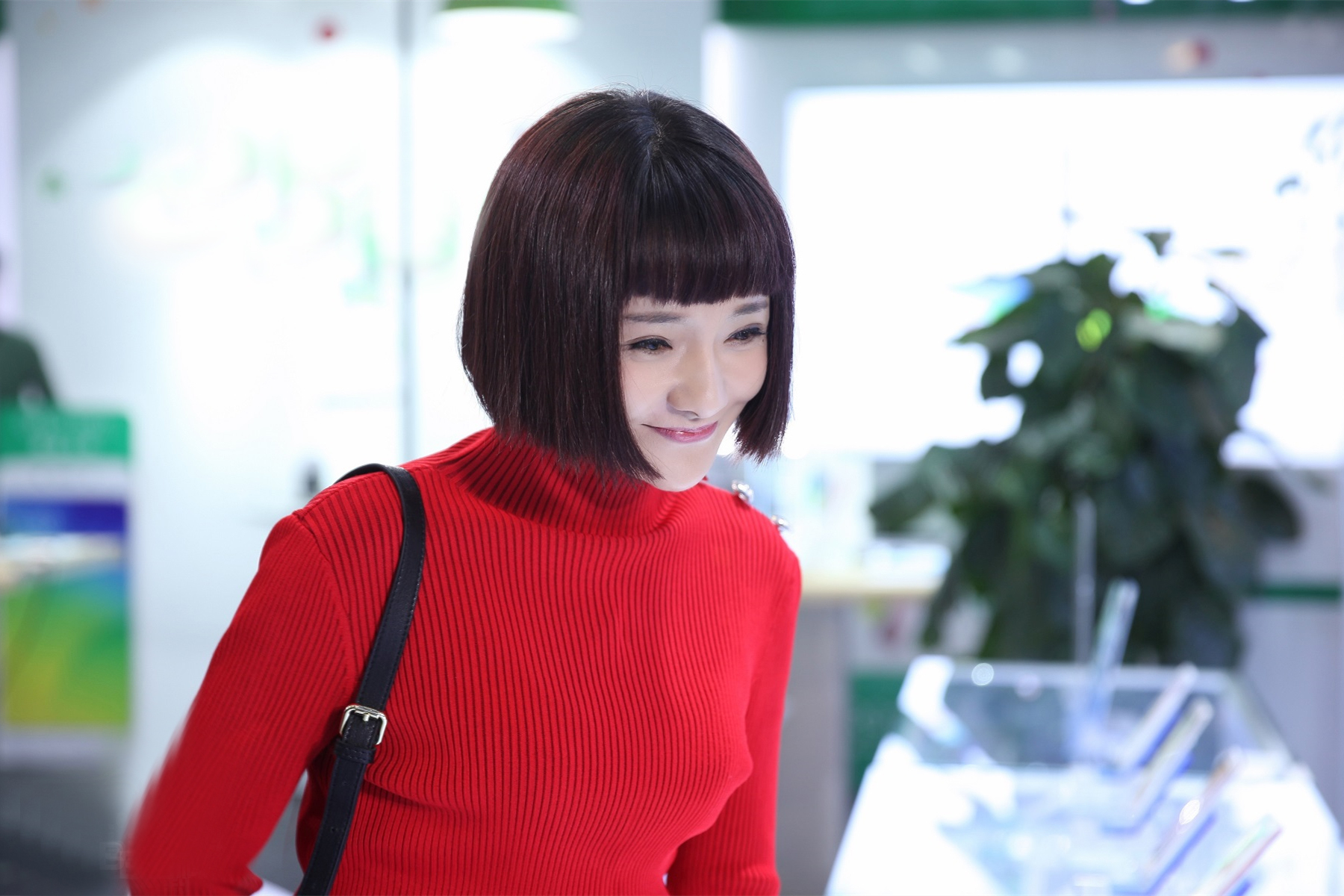 央视台主持人舒冬个人简历,央视最暖男主持舒冬