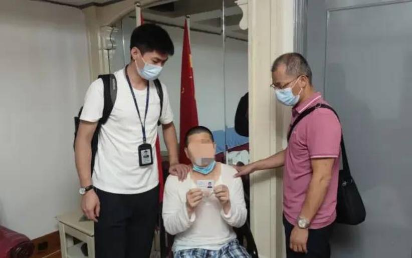 广东海警查获20吨特大走私冻品案,海关海警联合打击走私成品油