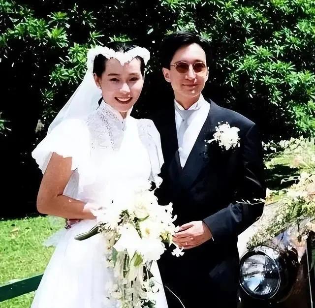 69岁赵雅芝与59岁的叶童庆生,69岁赵雅芝和60岁的叶童同框