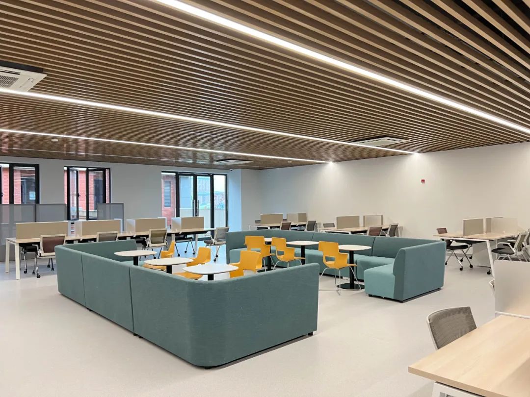 新学校新学期新征程,新学期新气象学校新发展