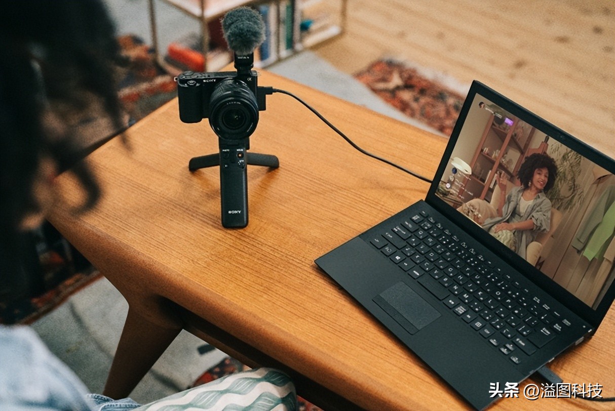 用相机直播怎么连接麦克风,相机直播设备搭建