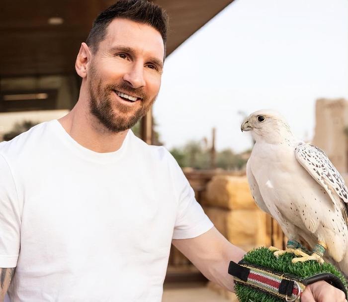 梅西巴萨故事,梅西感情经历纪录片