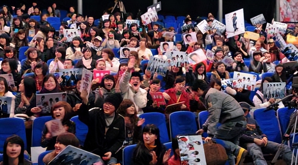 学生追星诈骗套路,学生追星诈骗