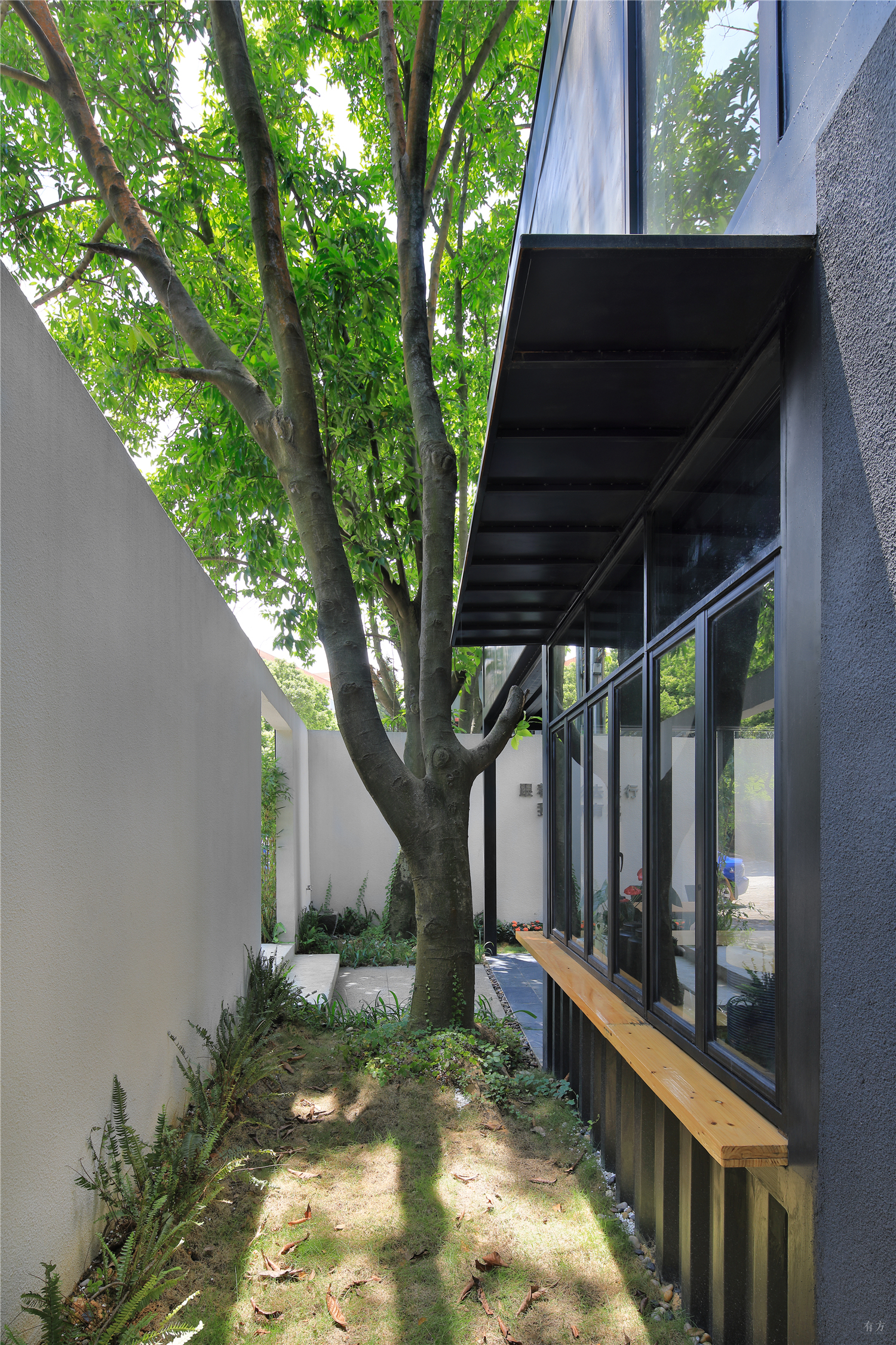 集装箱内的天地：东莞橙果传媒办公室/间外建筑工作室