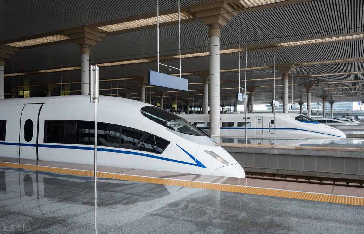 坐高铁动车迟到了几分钟怎么办呢,高铁迟到了能退票吗