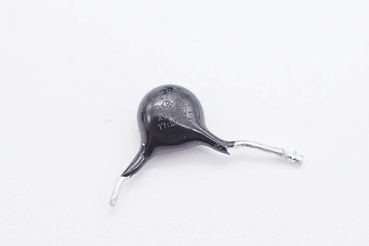 苹果原装20w快充一个小时充电50%,苹果原装快充20w充14pm要充多久