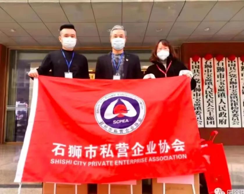 雄起的《素谷》