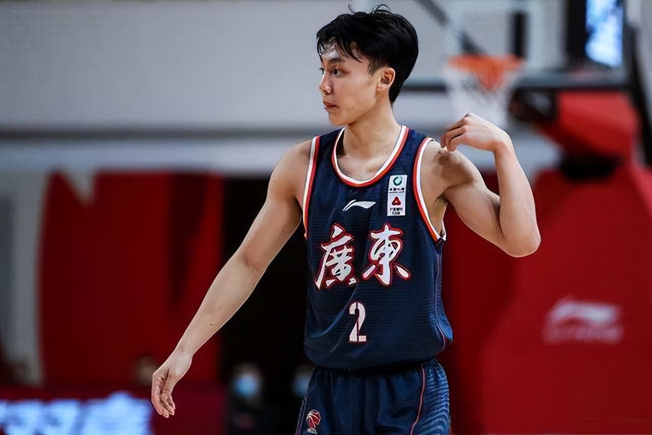 徐杰少年老成,徐中锋身高多少