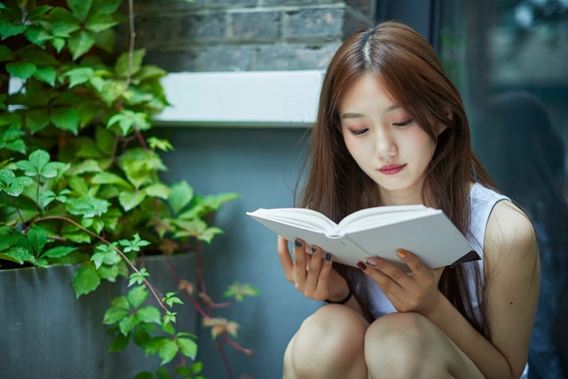 33岁女生可爱到爆炸的网名两个字,少女软妹网名两个字