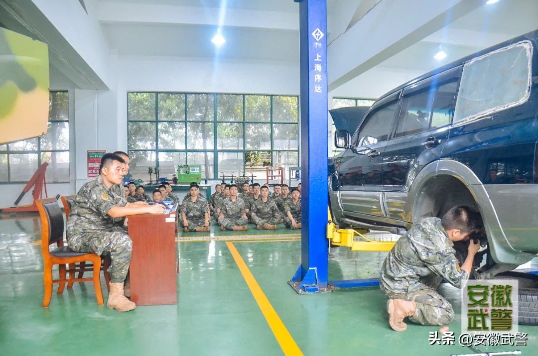 看懂钢铁是怎样炼成,钢铁军医