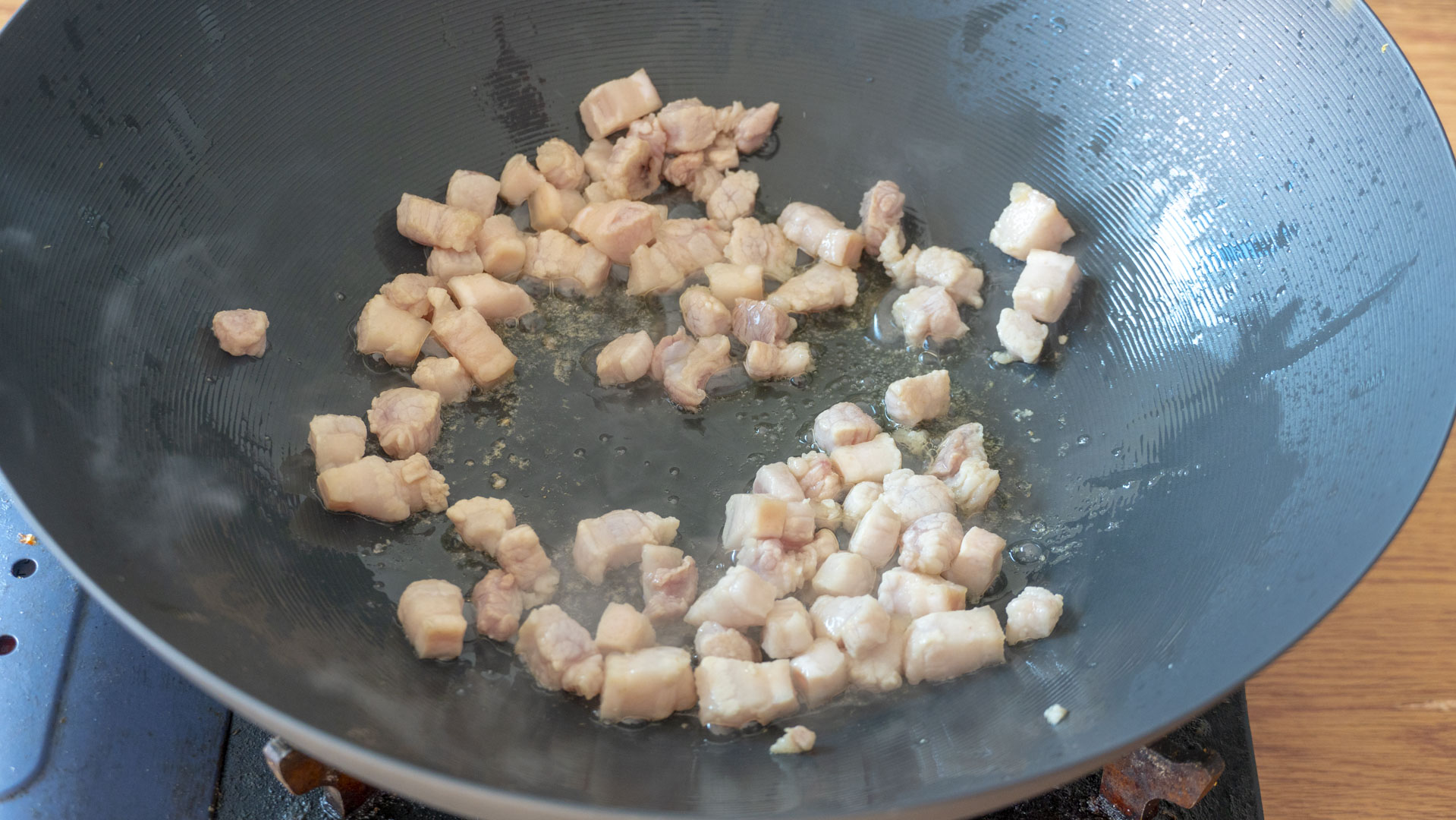 酸菜好吃不发臭的做法,酸菜鲜做的酸菜怎样吃才能更安全