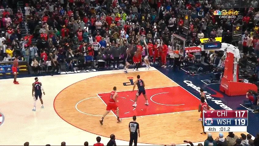 阿赞连续两天背靠背三分绝杀,阿赞背靠背绝杀