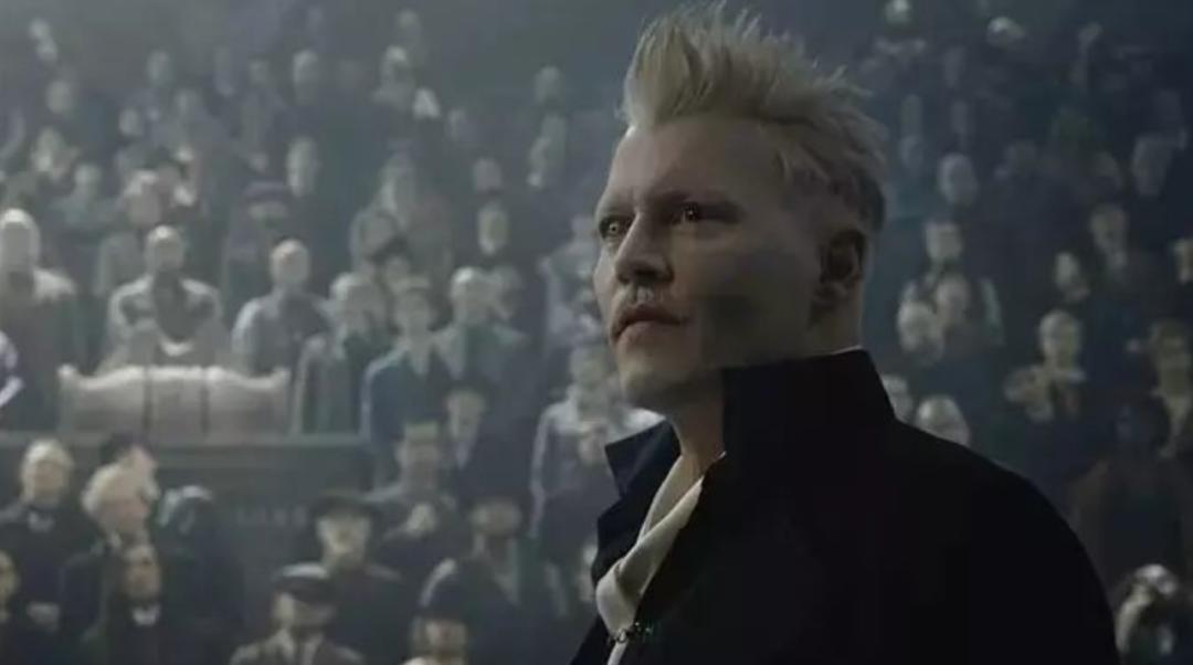 脸越方，人越性感