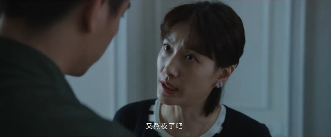 内娱悬疑天花板，口碑滑铁卢冯小刚都救不了，这次回归竟成黑马？