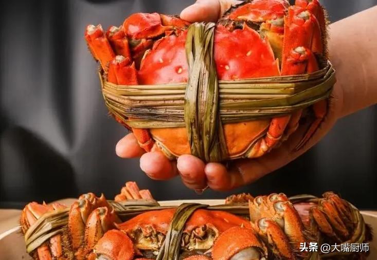 蒸螃蟹用冷水还是热水蒸,蒸螃蟹用开水蒸还是用凉水蒸