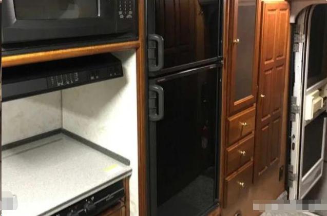 悍马六座加吧台,悍马h2改装航空座椅吧台