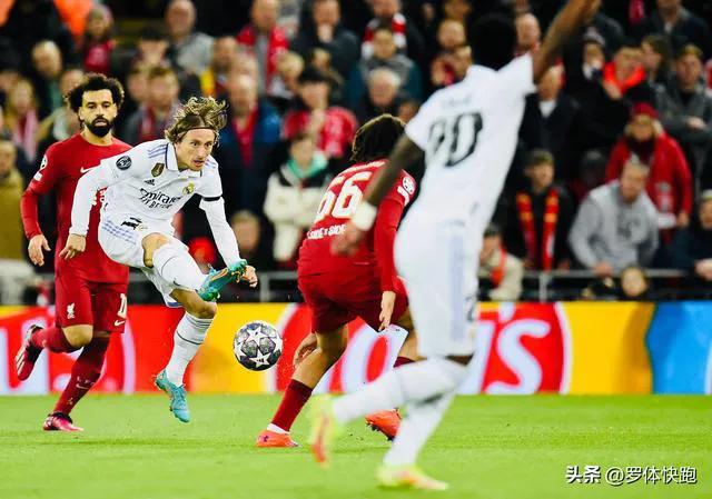 利物浦7-0曼联全场唱c罗之歌,红军利物浦2-0红魔曼联