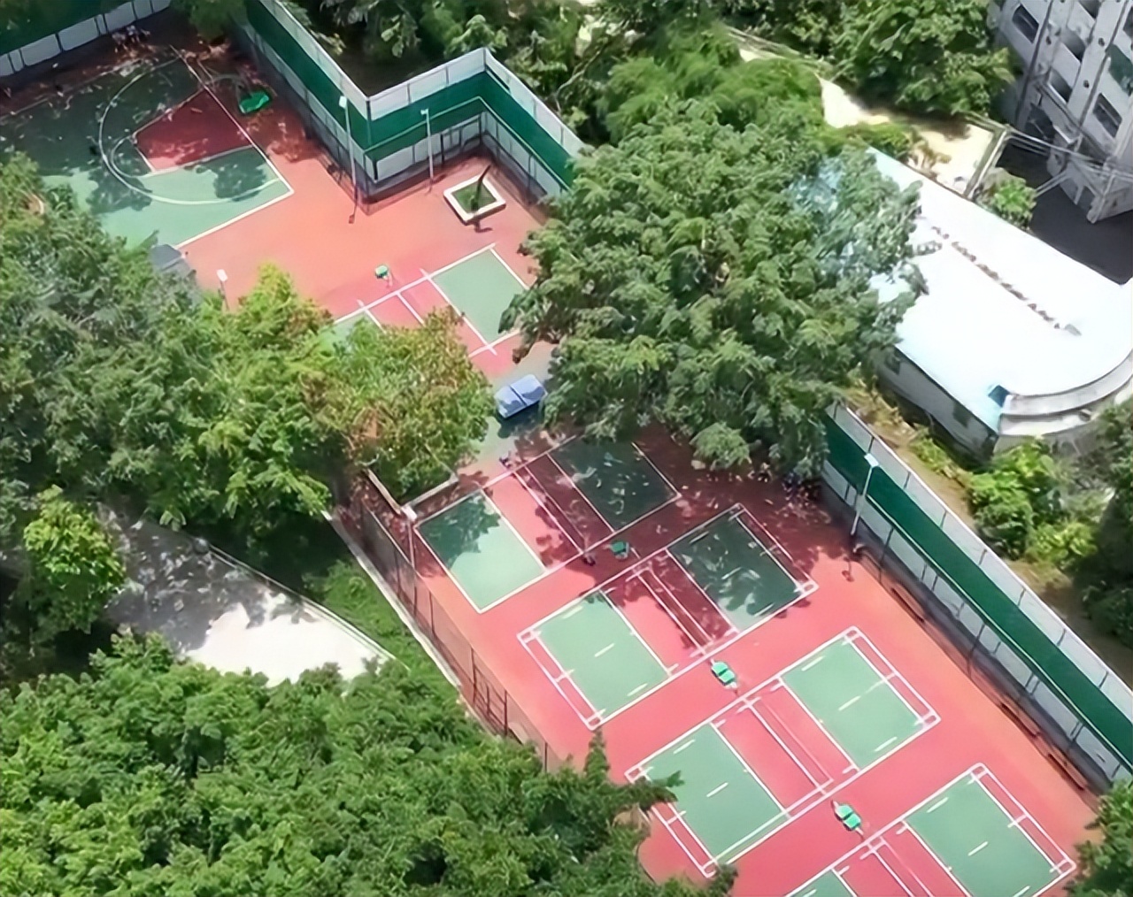 南宁有跑道的公园,南宁有哪个公园好玩