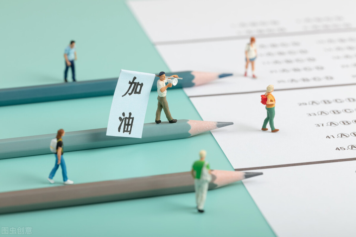 23年考研参考书目在哪看,23考研72所院校报名人数已公布