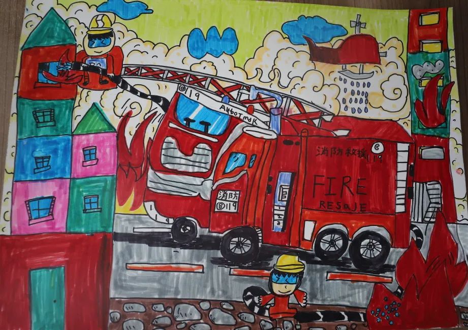 绘画展示作品幼儿园,小朋友眼中的消防事迹绘画