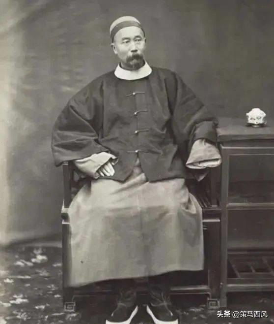 纳粹德国屠杀犹太女人,变态纳粹