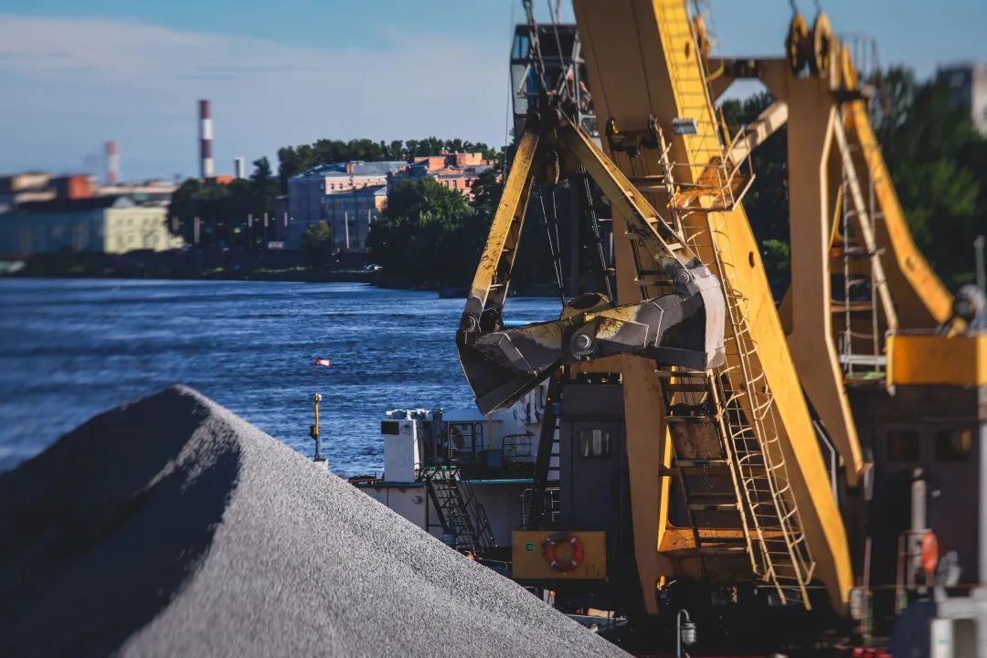 2024年国内干散货航运业会暴涨吗,国际干散货航运最新消息