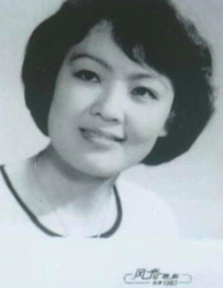 汪小菲身价高还是王思聪身价高,汪小菲妈妈现在身价多少