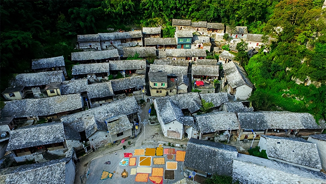 安顺旅游推荐,贵州安顺旅游线路攻略最新