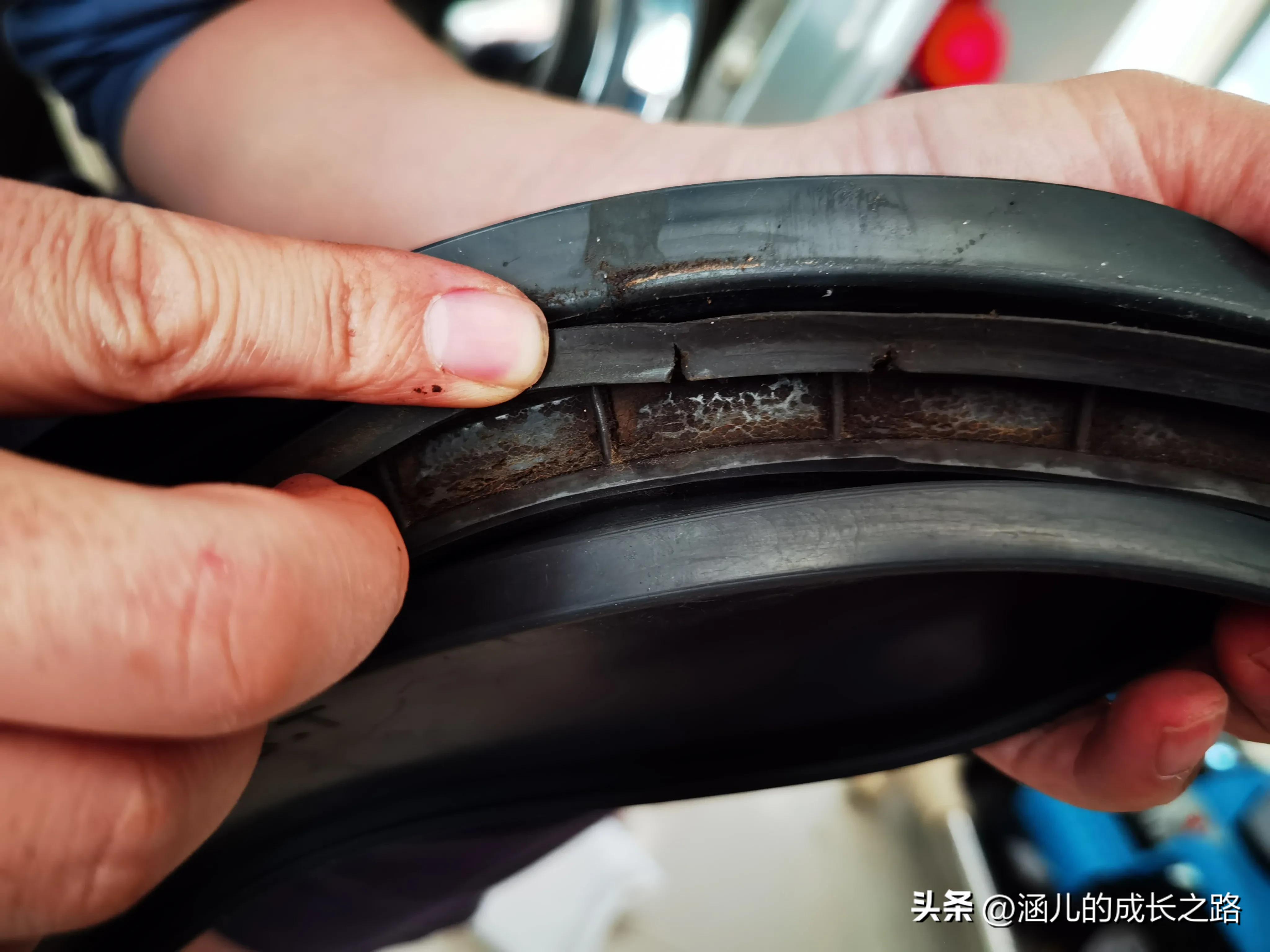 滚筒洗衣机滚筒旋转异响怎么回事,滚筒洗衣机滚筒转动异响怎么修