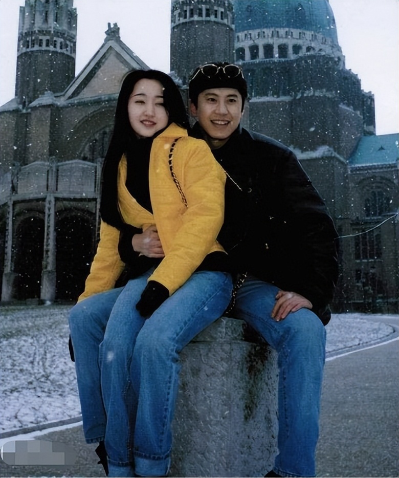 毛宁51岁再次翻红了吗,54岁毛宁罕见出镜