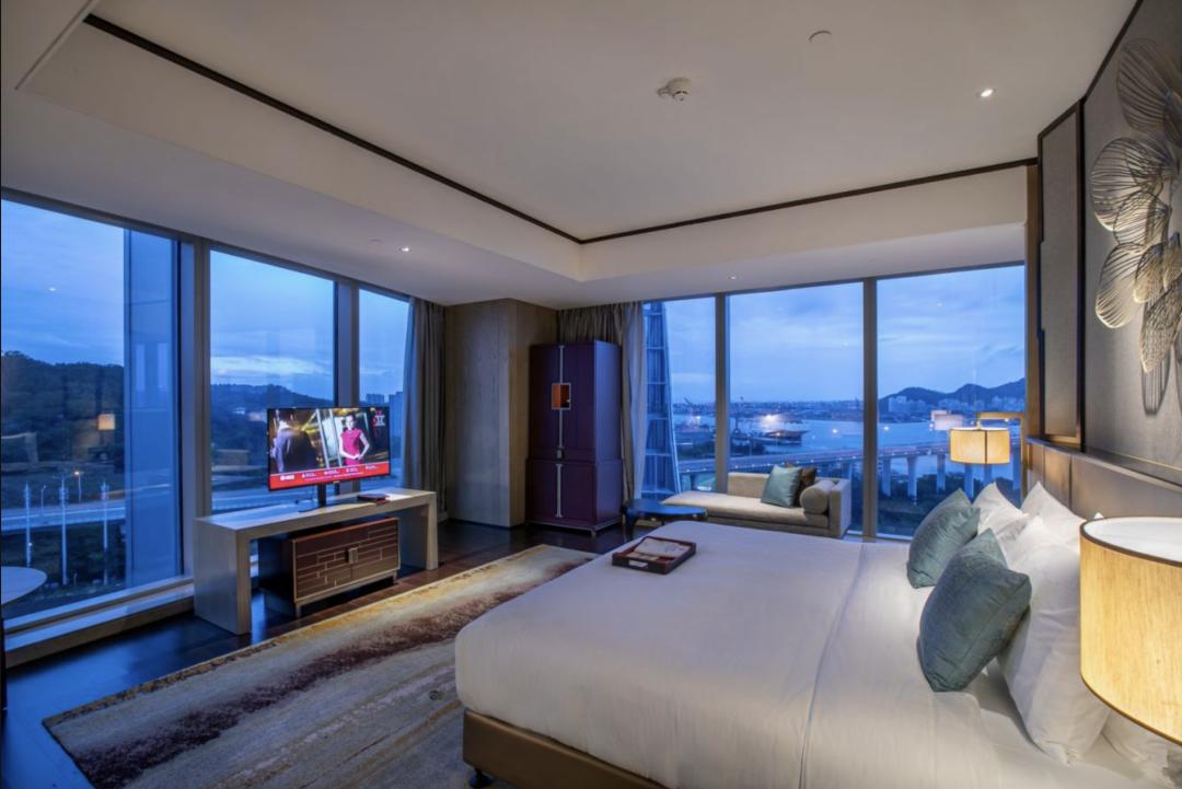 来有海风的地方！下午茶免费→