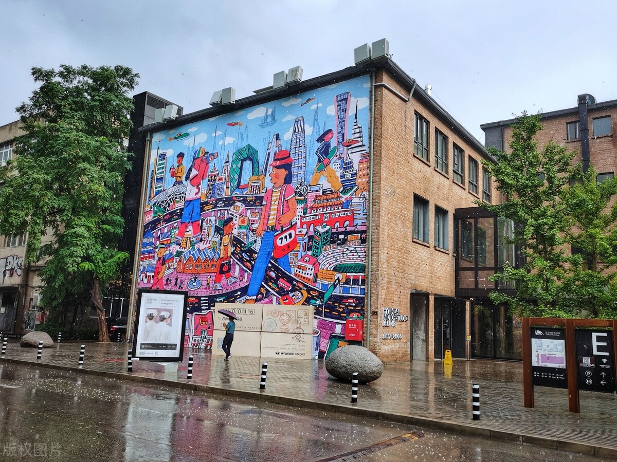 北京798艺术区游玩攻略,北京的798艺术区吸引许多游客游览