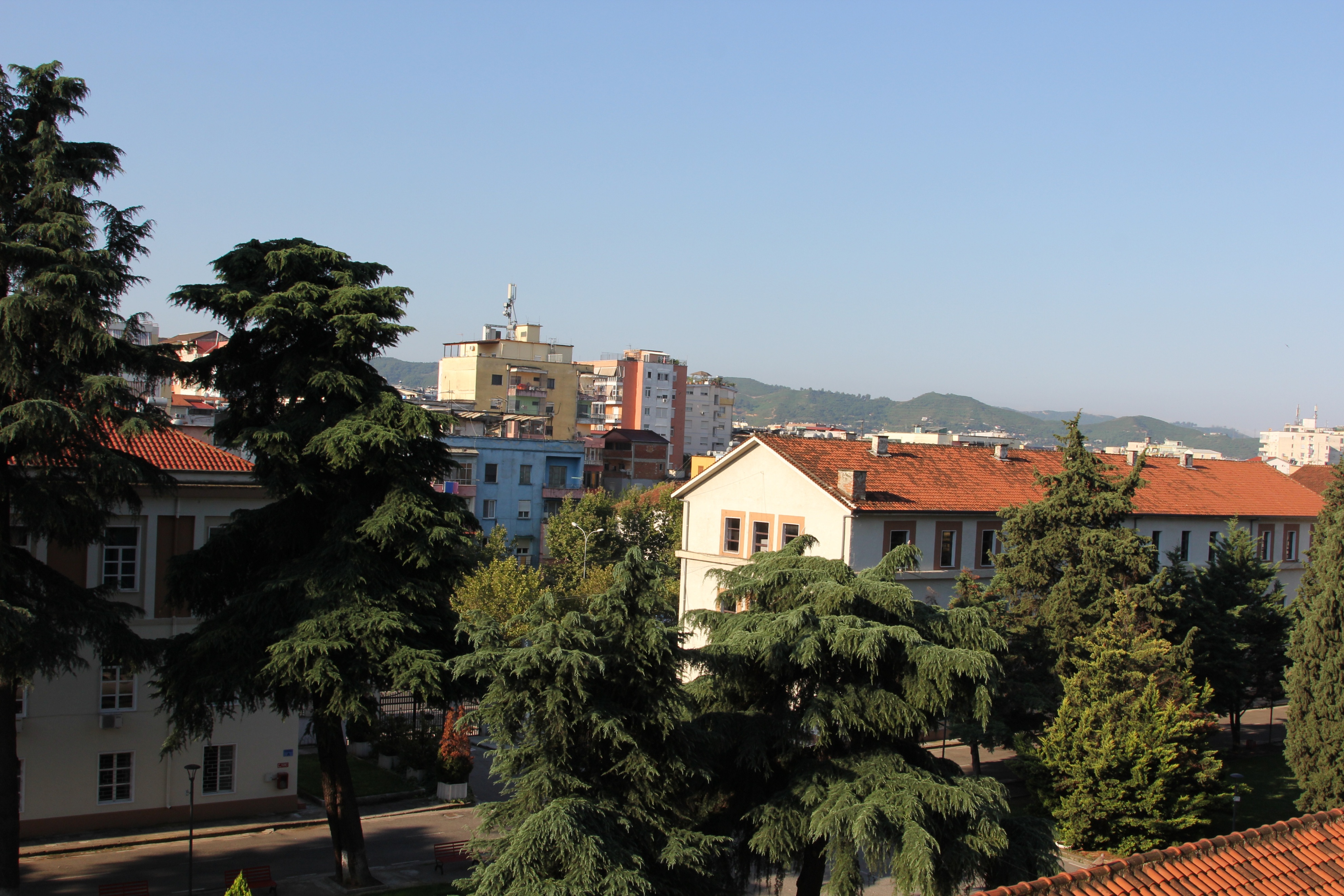 探秘阿尔巴尼亚,走进欧洲最穷国家阿尔巴尼亚