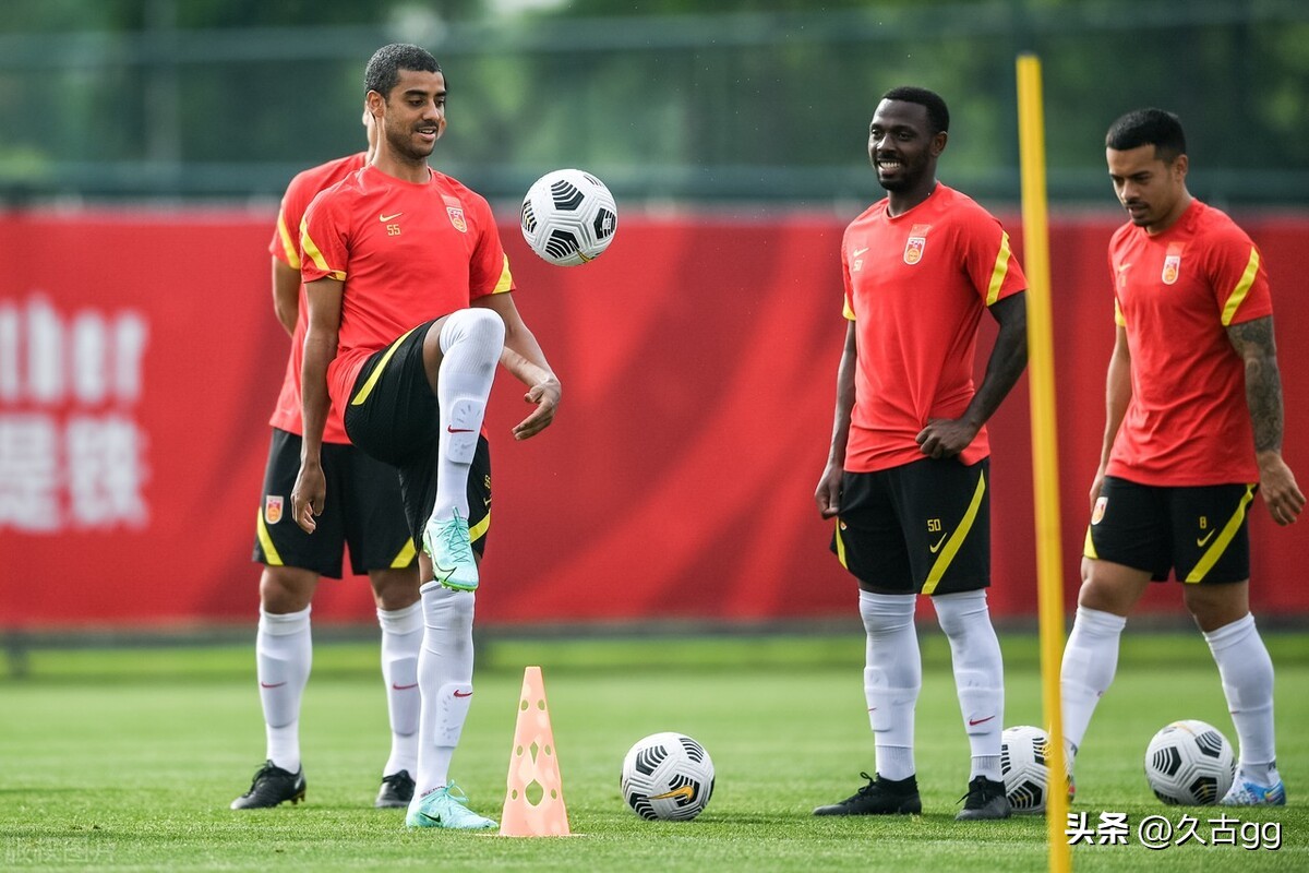 “李戌源”继续发威！扬科维奇还没到任，“婆婆”已念两遍紧箍咒