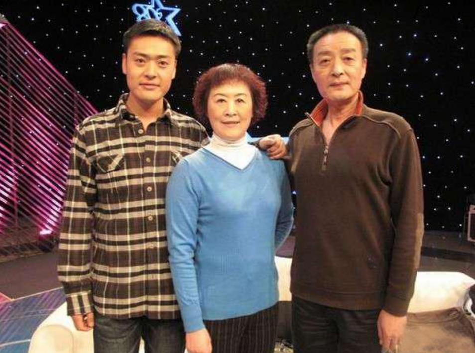 演员张桐:留学时穷得吃狗粮,曾多次自杀未遂,女友陪他走出低谷