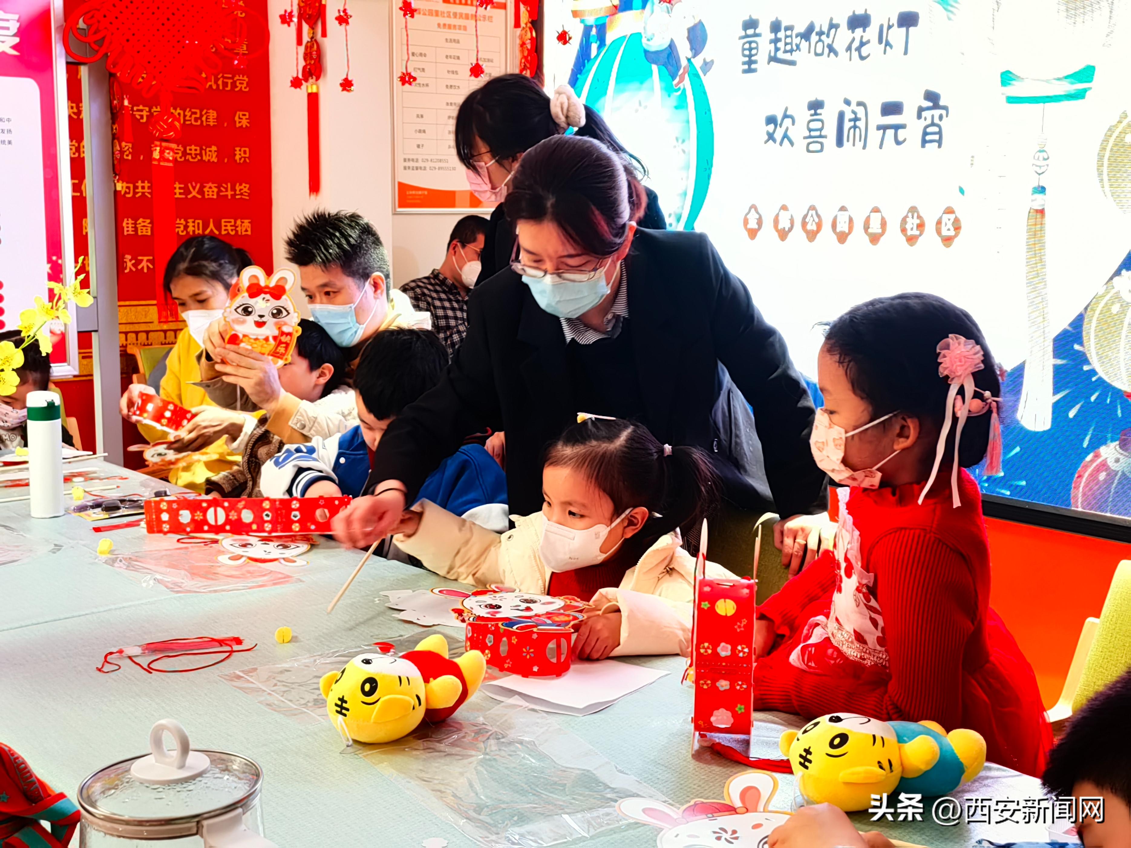 巧手做花灯冰雪文化季,巧手做花灯传承民俗情