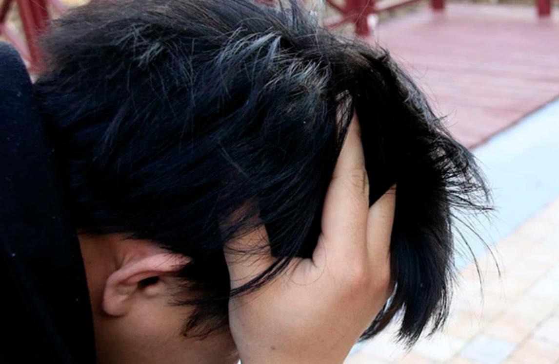 头皮里总是长疙瘩和脓包怎样治疗,头皮总长疙瘩和脓包是怎么回事