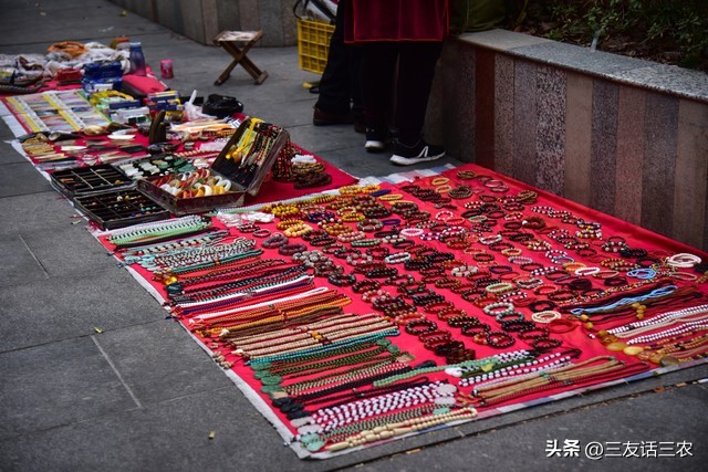 靠利人,靠坚持,我做活了农村大集上的小生意