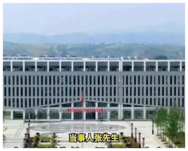 安康学院大学生自杀！学校为赚钱将课程推给第三方导致巨额*款贷**