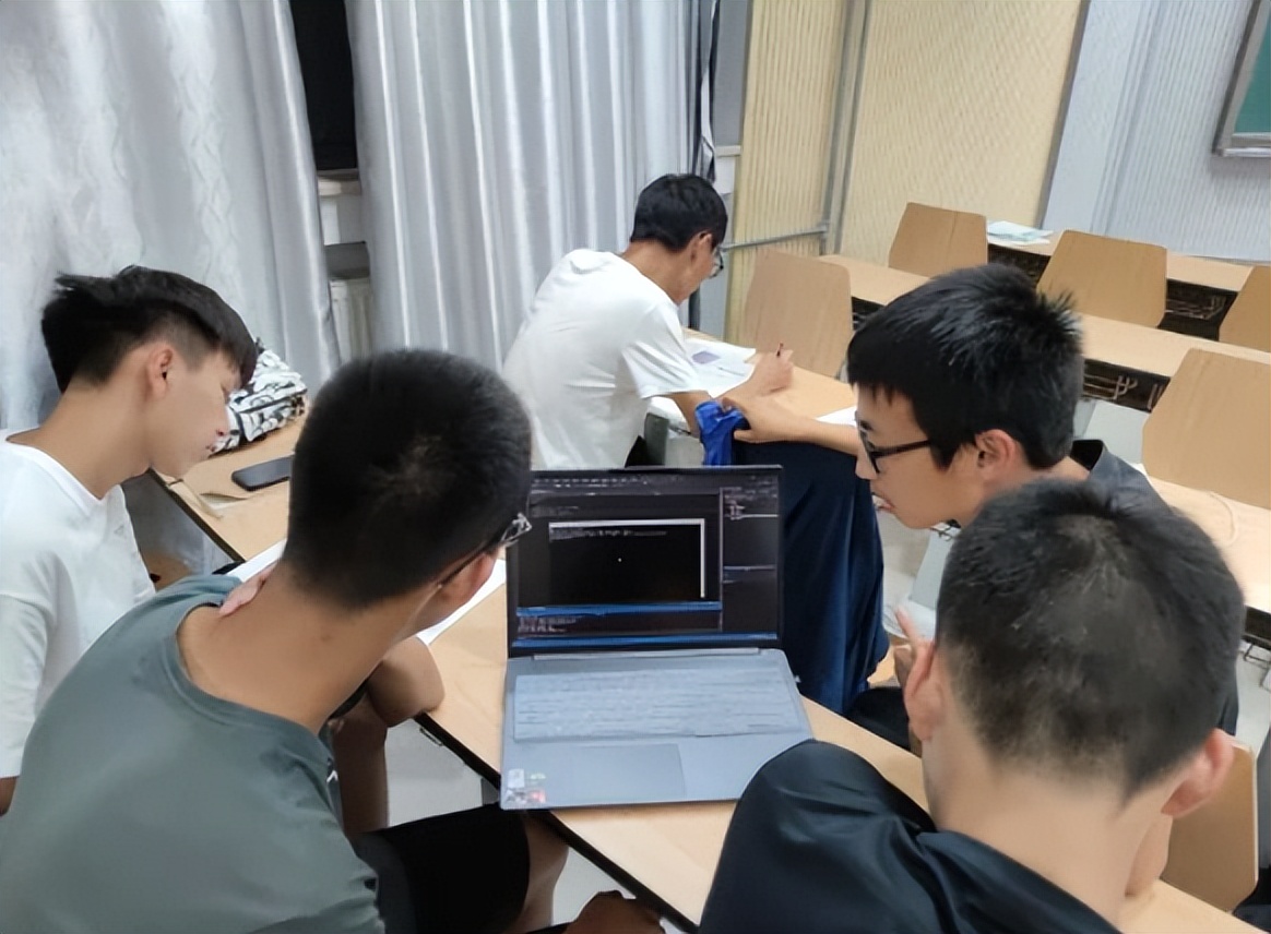 天才少年距高考100天时跳楼,高考前跳楼的天才少年