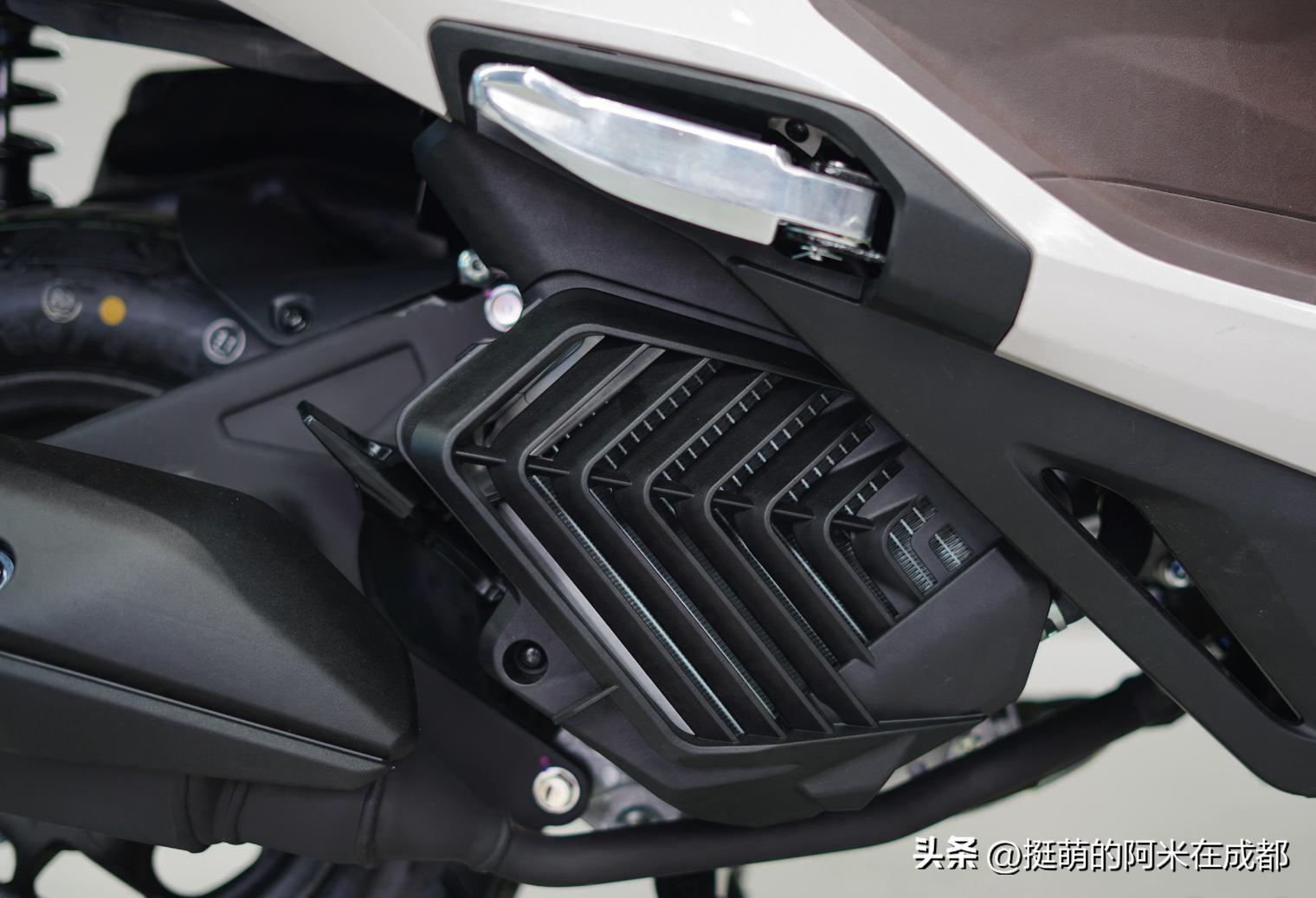 lead125没有abs会刹车抱死吗,lead125新款会不会增加abs