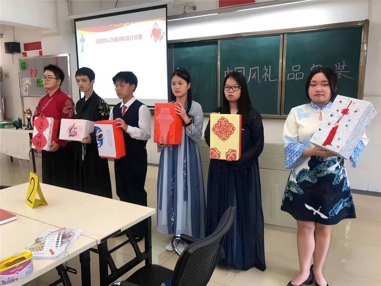 广州市贸易职业高级中学校学费,广州市贸易职业高级中学多少分