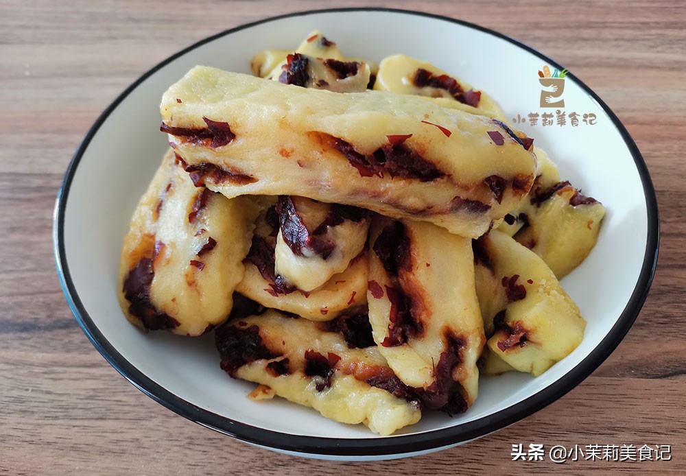 蒸年糕1斤面加多少水,蒸年糕一斤糯米粉加多少红糖