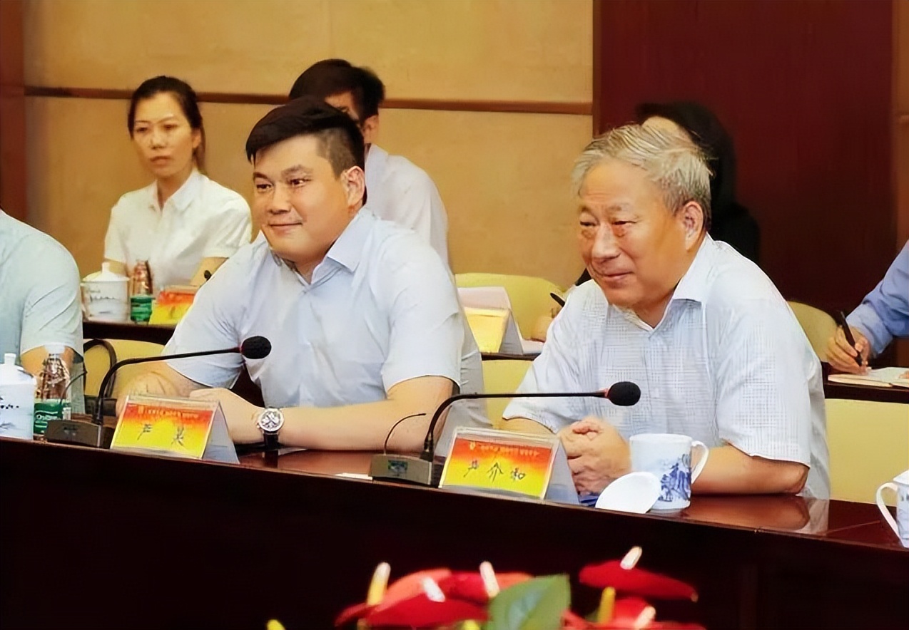 中国最强包工头一年入账5000亿,最牛包工头花三十亿