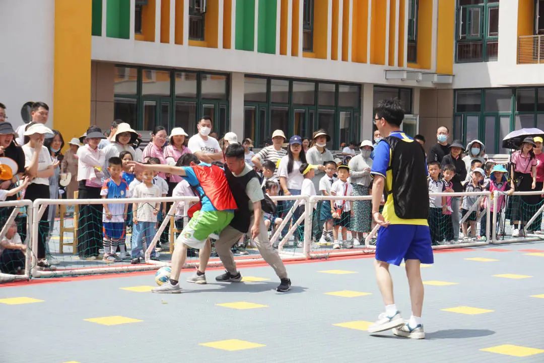 幼儿园亲子足球嘉年华,观头幼儿园第三届足球嘉年华
