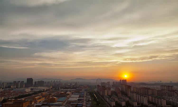 买房剩四楼了,买房就剩顶楼了