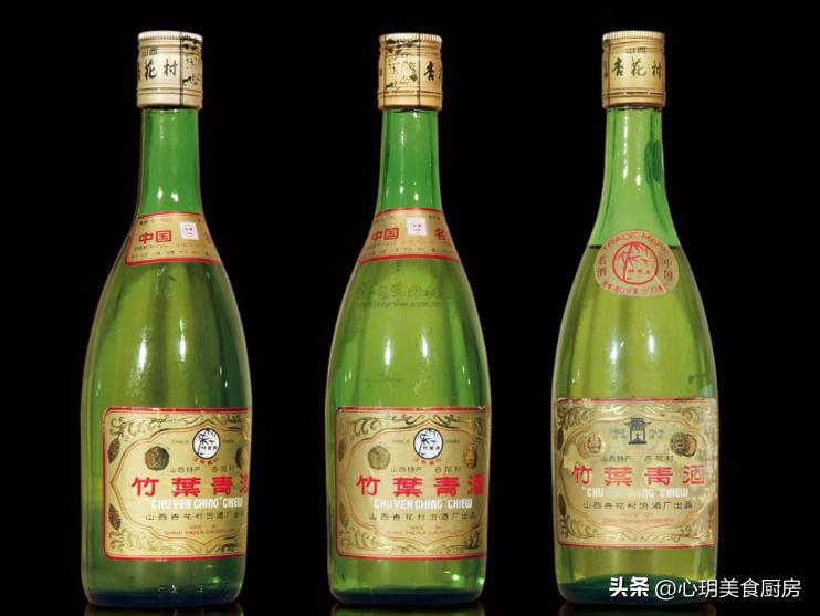 往白酒里倒潮湿的东西,往白酒里倒水能喝么