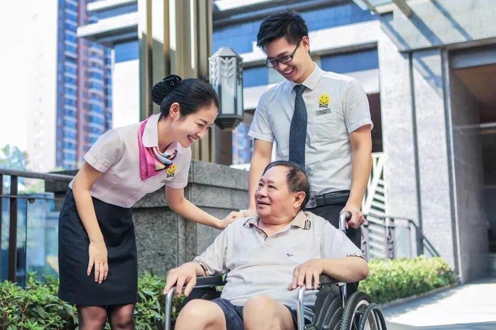 龙能物业*瞻高**远瞩，展望未来